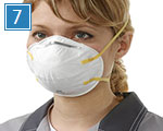 Респиратор – пригодится, если вы будете пилить пиломатериалы и защитит лёгкие от пыли